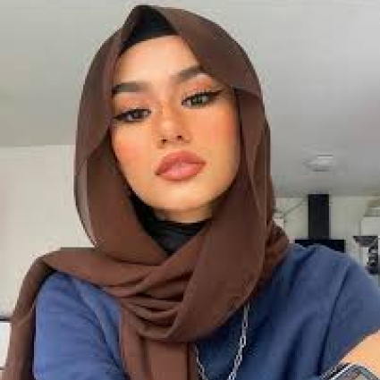 صورة أخرى لفريق العمل